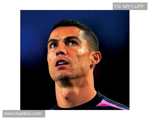 黑白时代十大足球球星盘点：那些经典传奇成就永恒辉煌