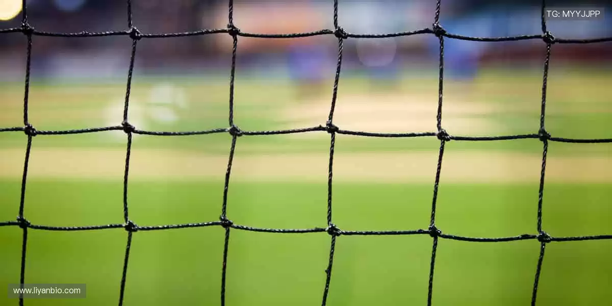 🎮潮流周边,让热爱从赛场延伸到生活!🌟